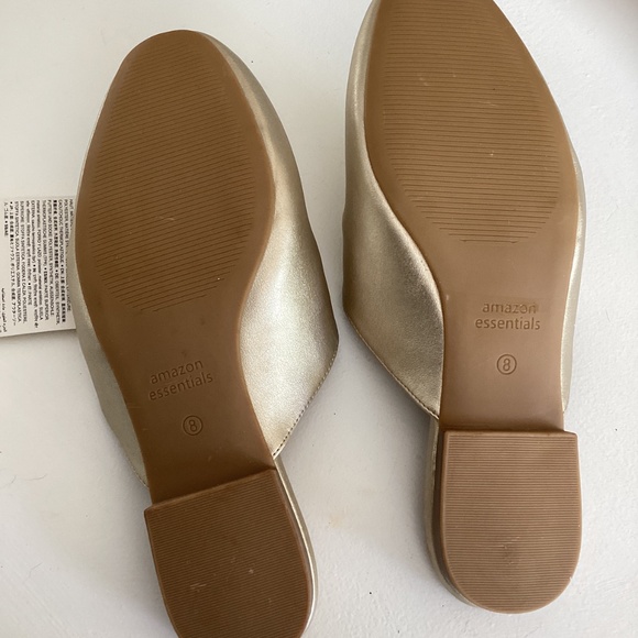 Gold Faux leather Slide Loafers Gold Horsebit Size 8 NWT - Picture 3 of 5